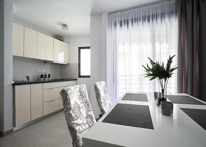 Hola Mar Apartment *